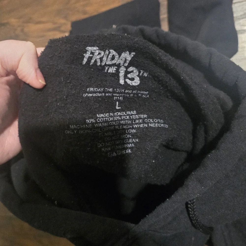 Friday the 13th | Movie Tour Hoodie Large - Picture 4 of 4